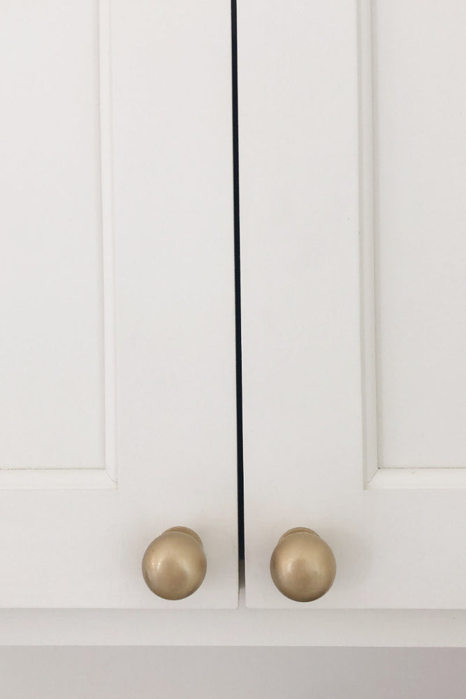 Traditional Ball Knob, Brass